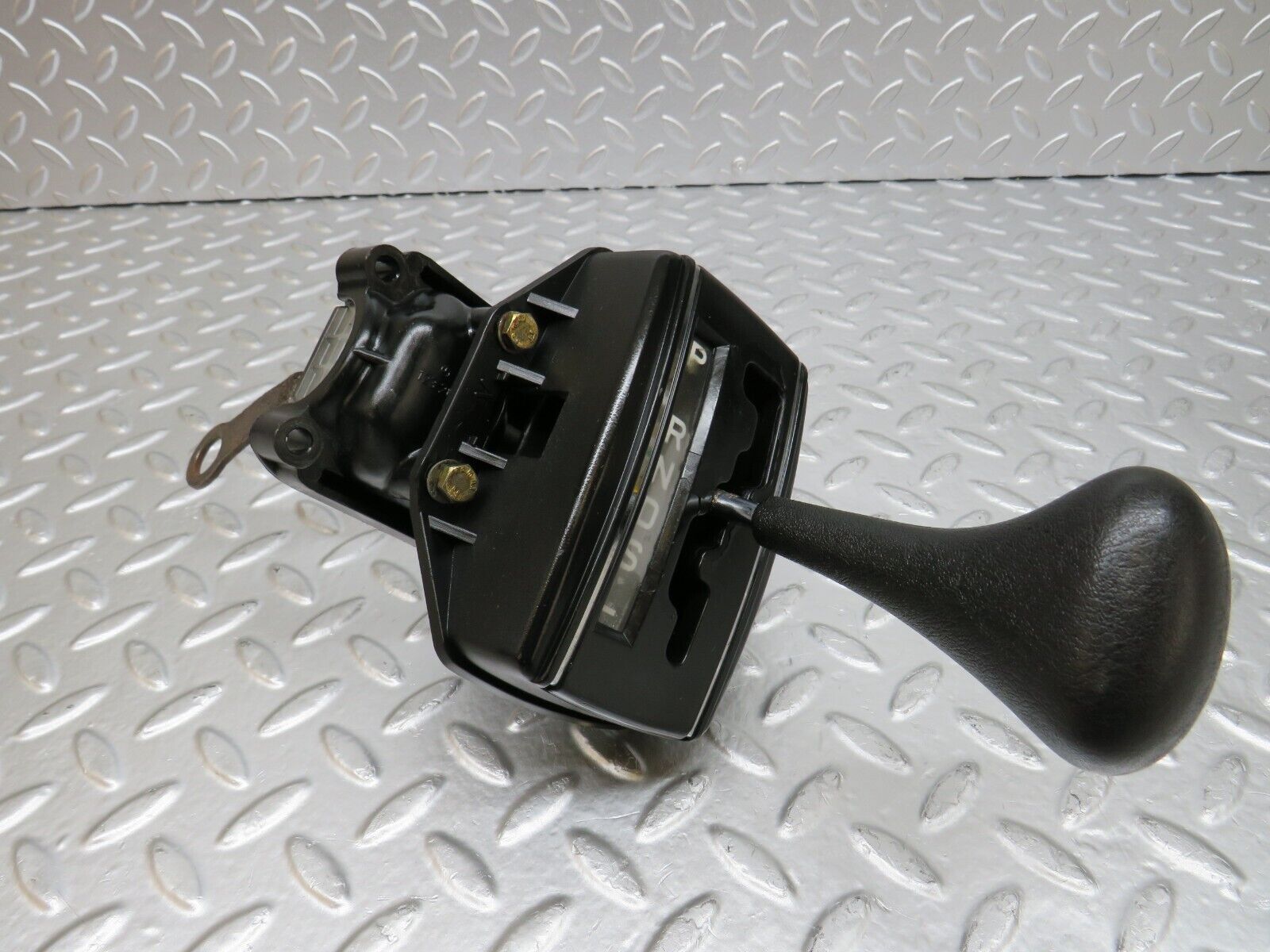 25449 Mercedes-Benz W123 200 Automatic Gear Shift Selector