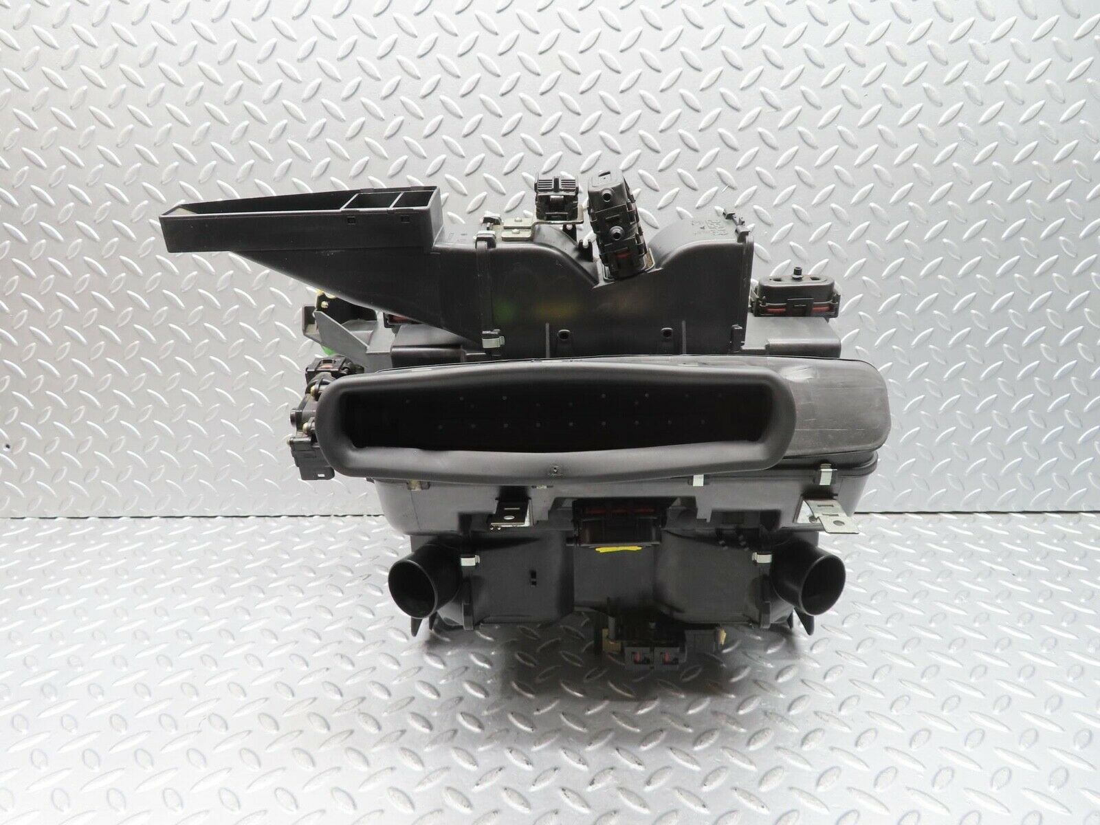 12236 Mercedes-Benz R129 300SL Coupe Heater Box Blower Housing 1298302162