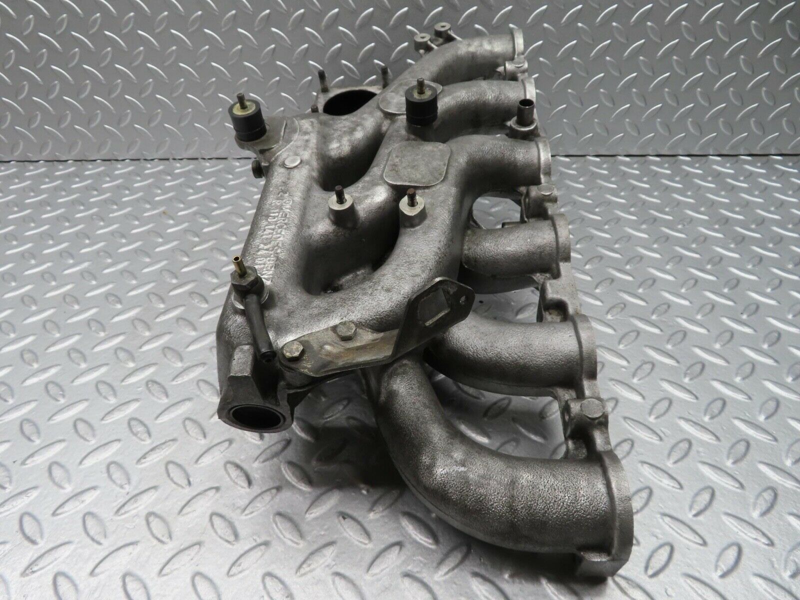 14080 Mercedes-Benz C107 280SLC Intake Manifold 1101412401