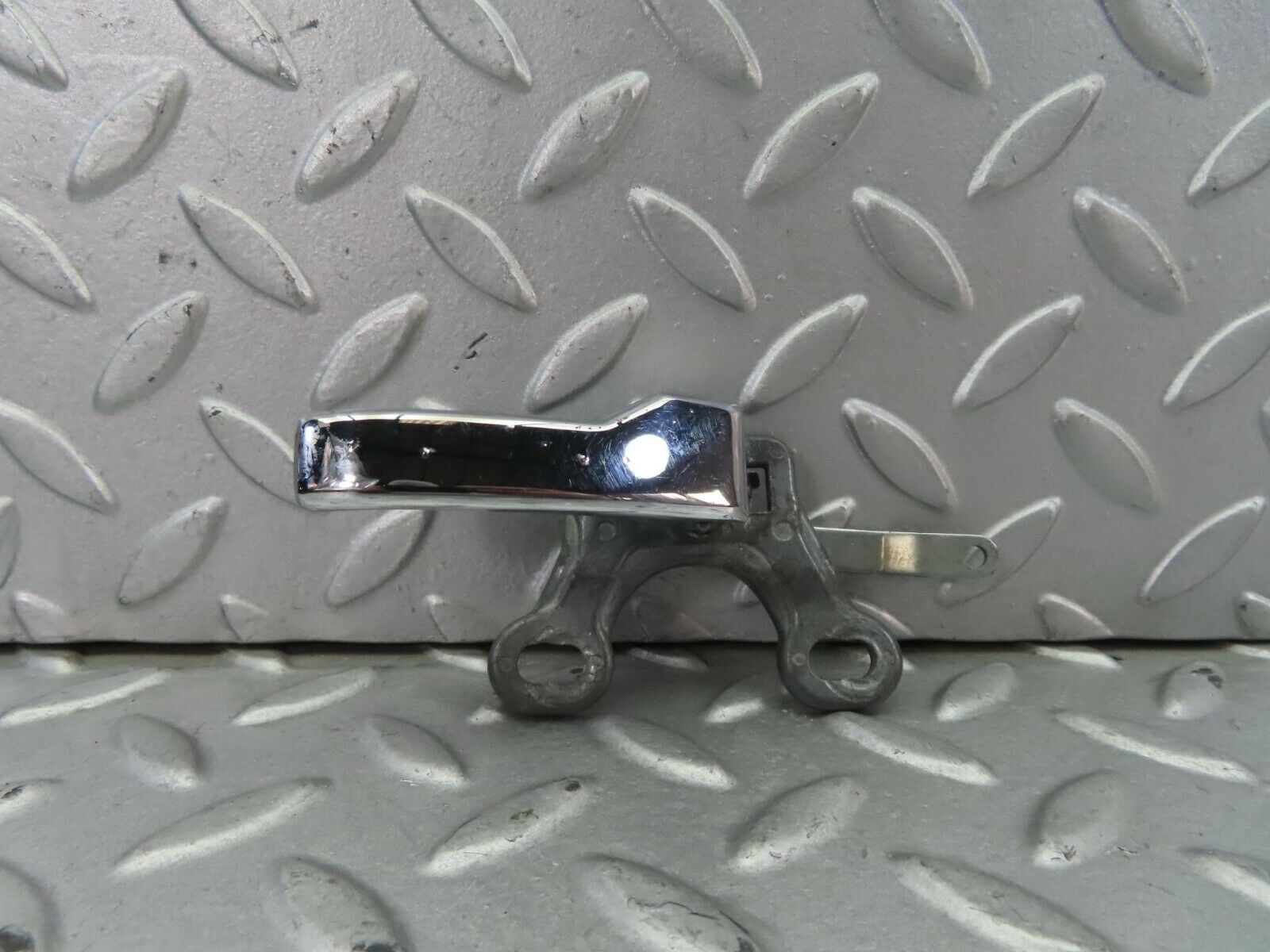 8727 Mercedes-Benz W115 Right Interior Door Handle Chrome 1107660419