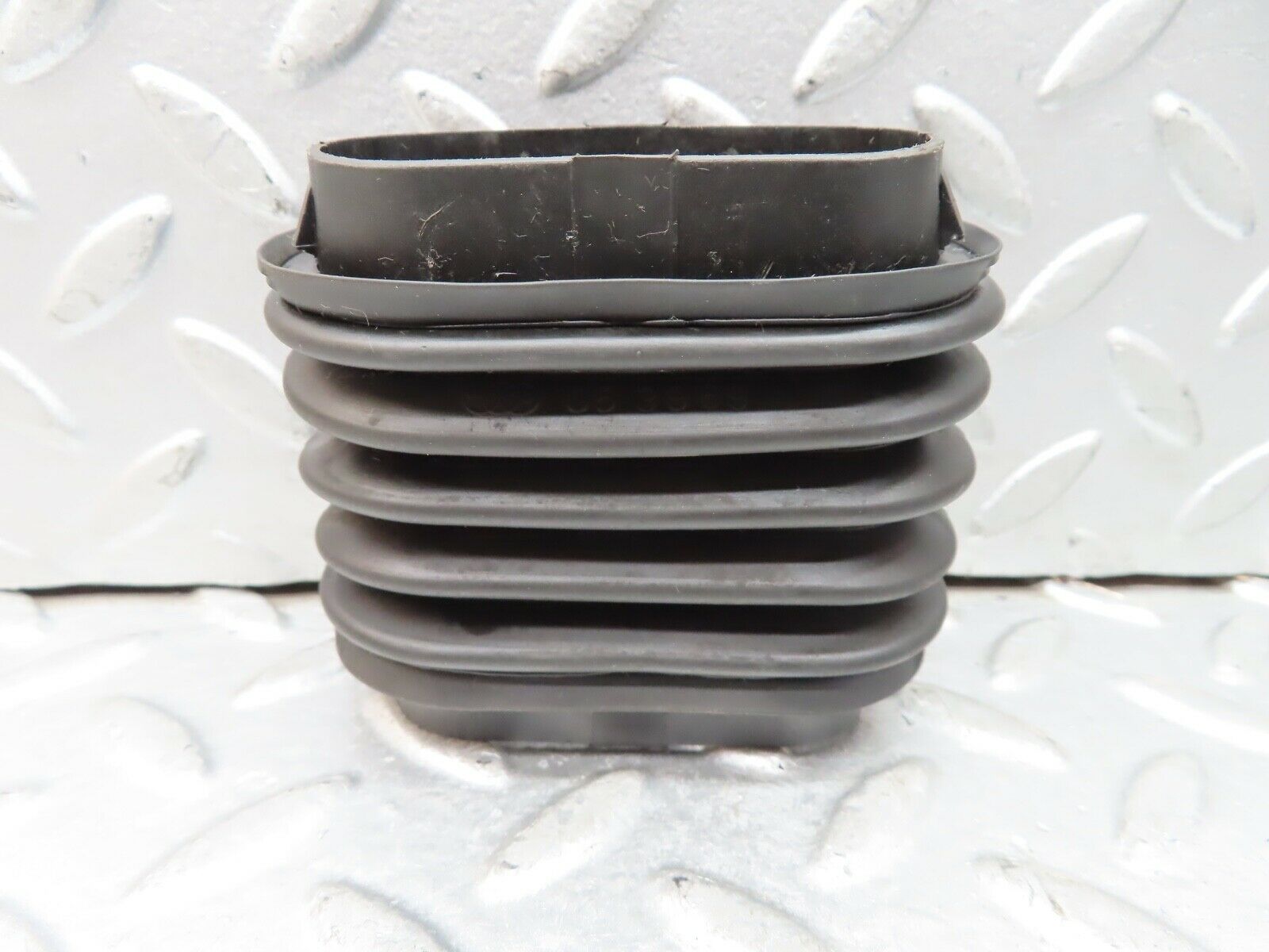 19629 Mercedes-Benz C140 CL420 Coupe Door Wire Protector Rubber 1408210597