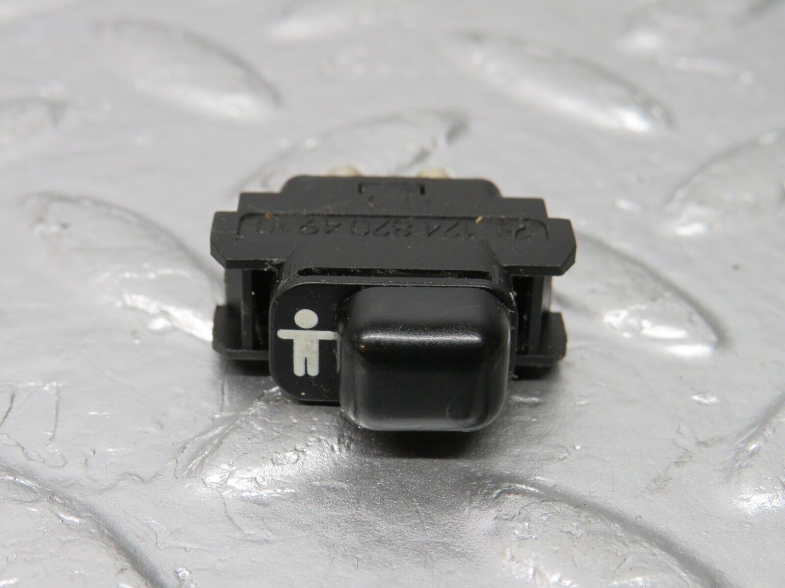 34057 Mercedes-Benz W124 260E Child Lock Control Switch 1248204910