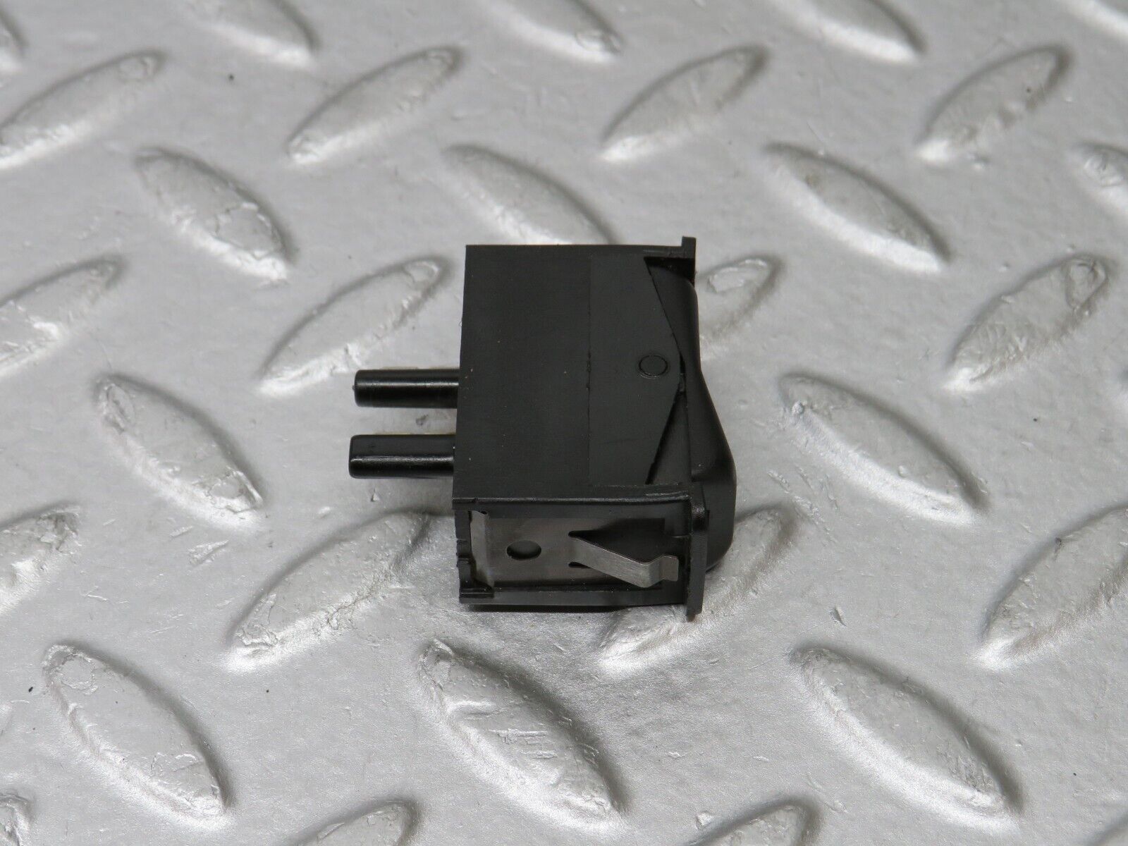 36119 Mercedes-Benz W126 420SE Interior Light Switch 0008205910