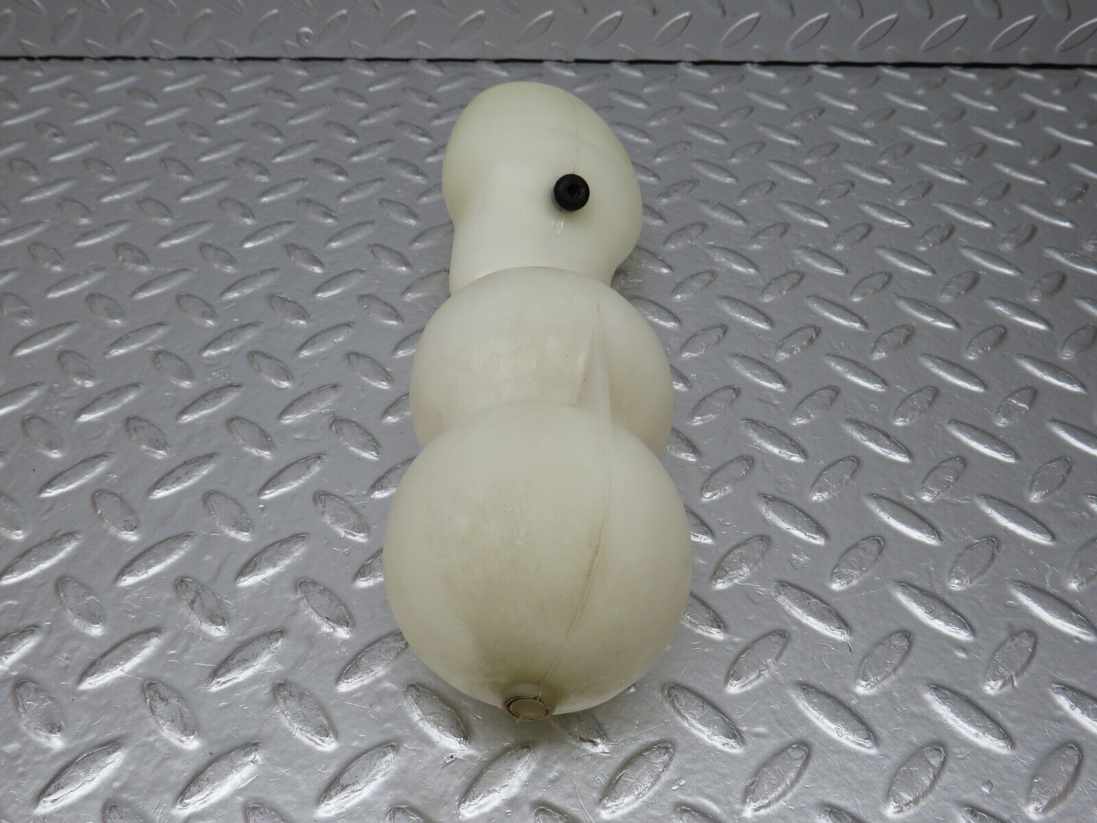 32427 Mercedes-Benz S124 300TE Wagon Vacuum Reservoir Tank