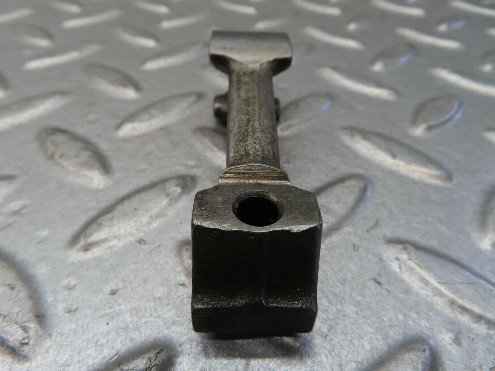 13378 Mercedes-Benz W111 230S Valve Rocker Arm With Retaining Spring