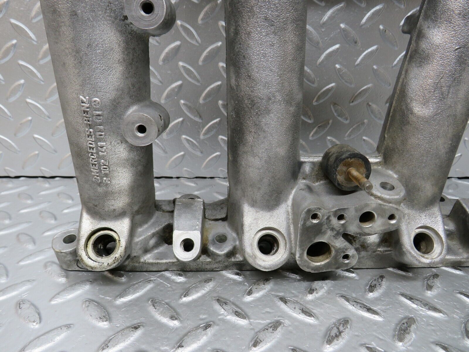 32091 Mercedes-Benz W123 230E Intake Manifold 1021410301