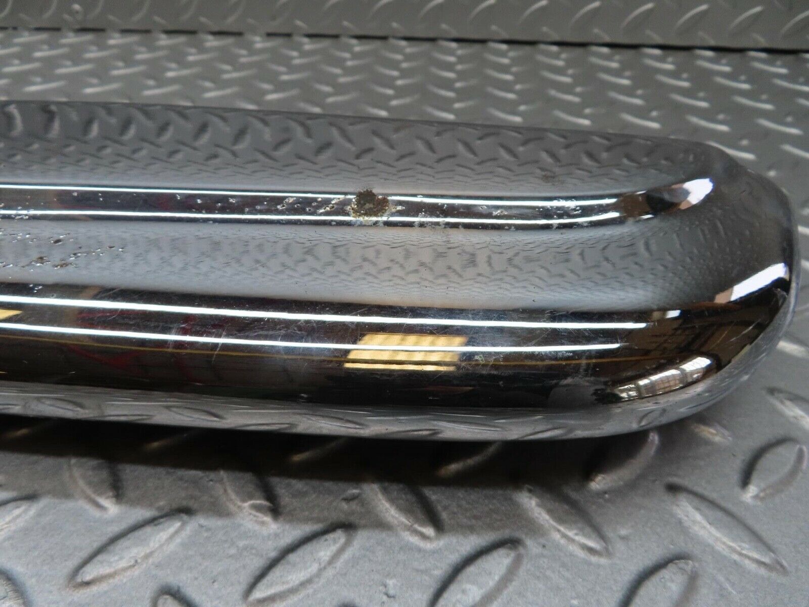 12757 Mercedes-Benz W108 Front Right Upper Bumper Corner