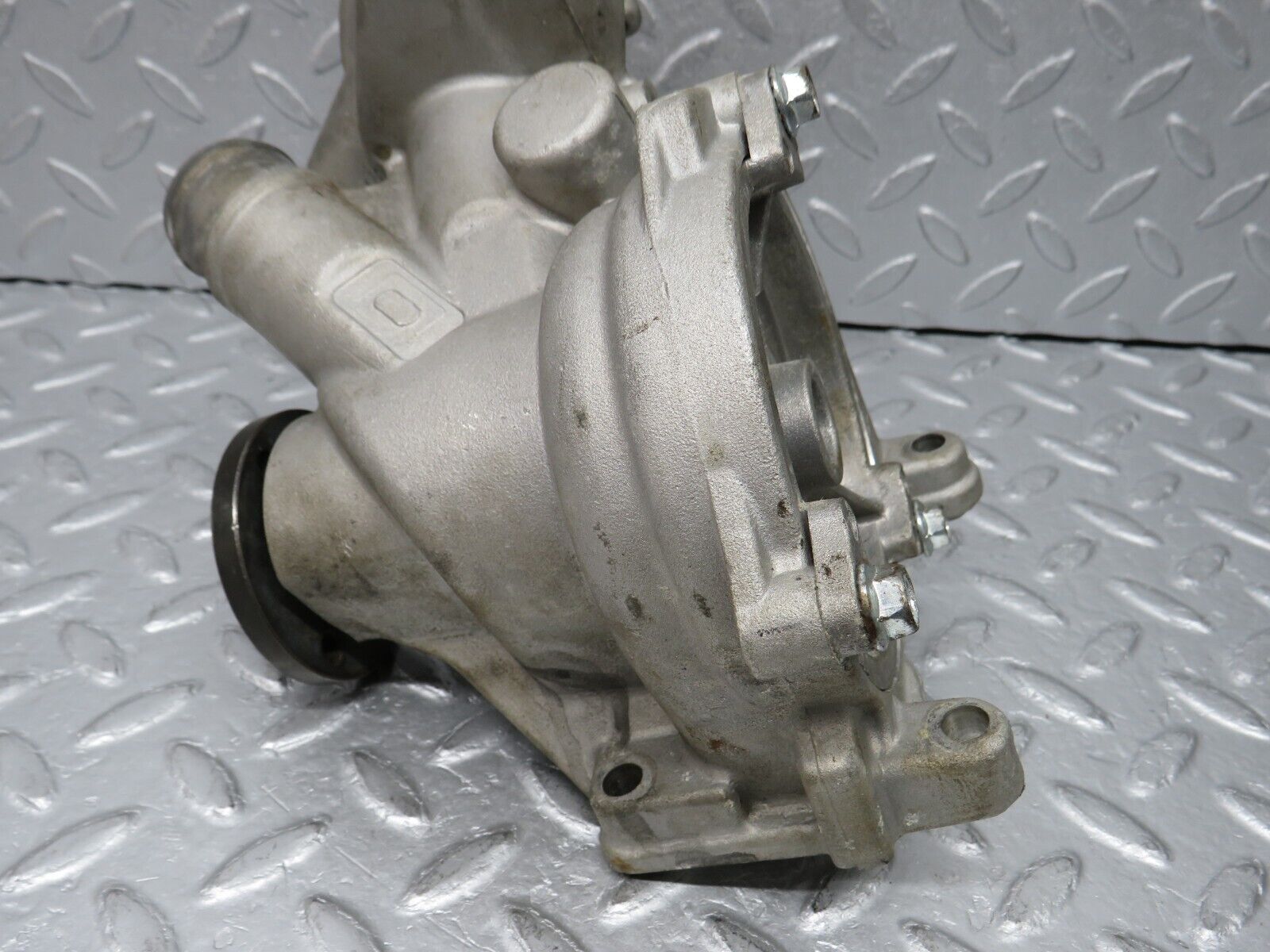 38554 Mercedes-Benz R129 280SL Coupe Water Pump
