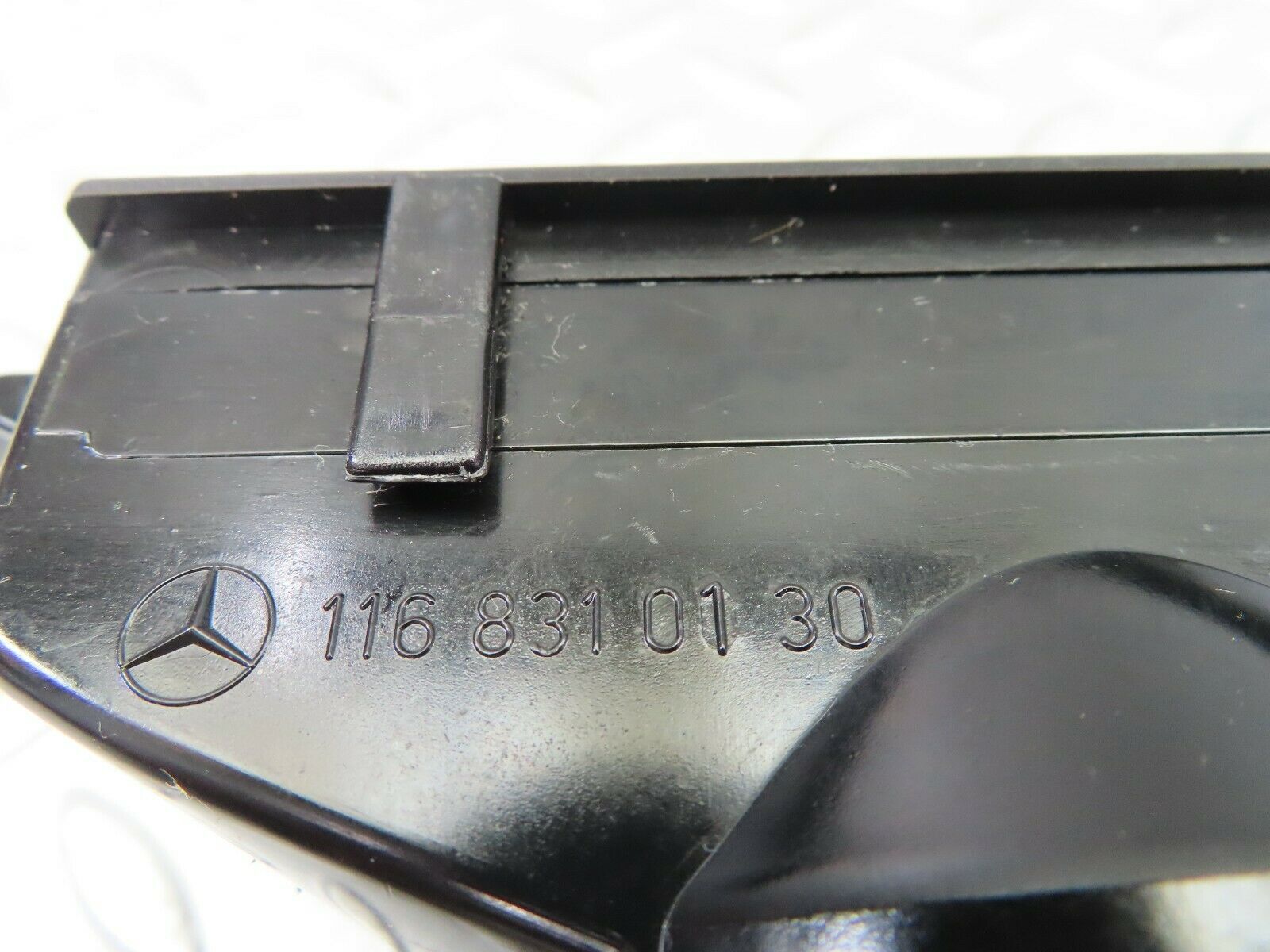 7460 Mercedes-Benz W116 450SE Dashboard Air Vent Grill Left Side 1168310130