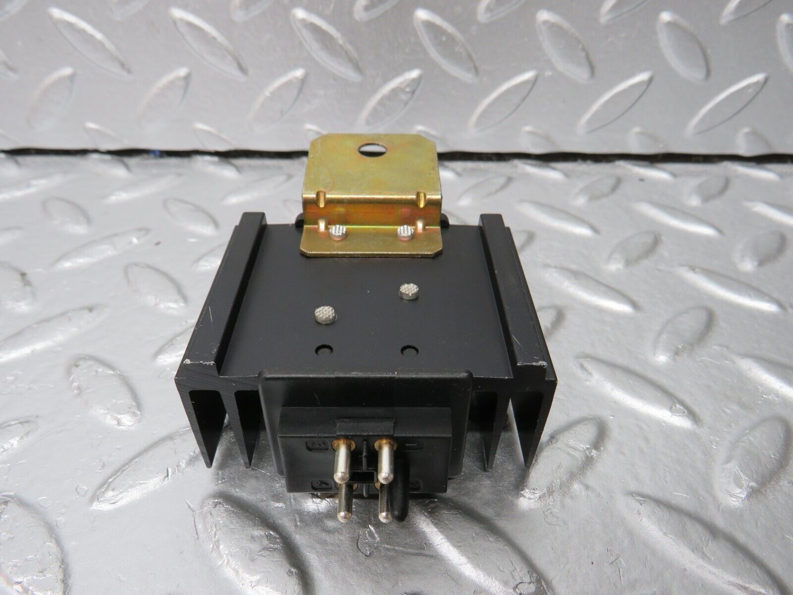 34061 Mercedes-Benz W124 260E ECU Relay 0055459832