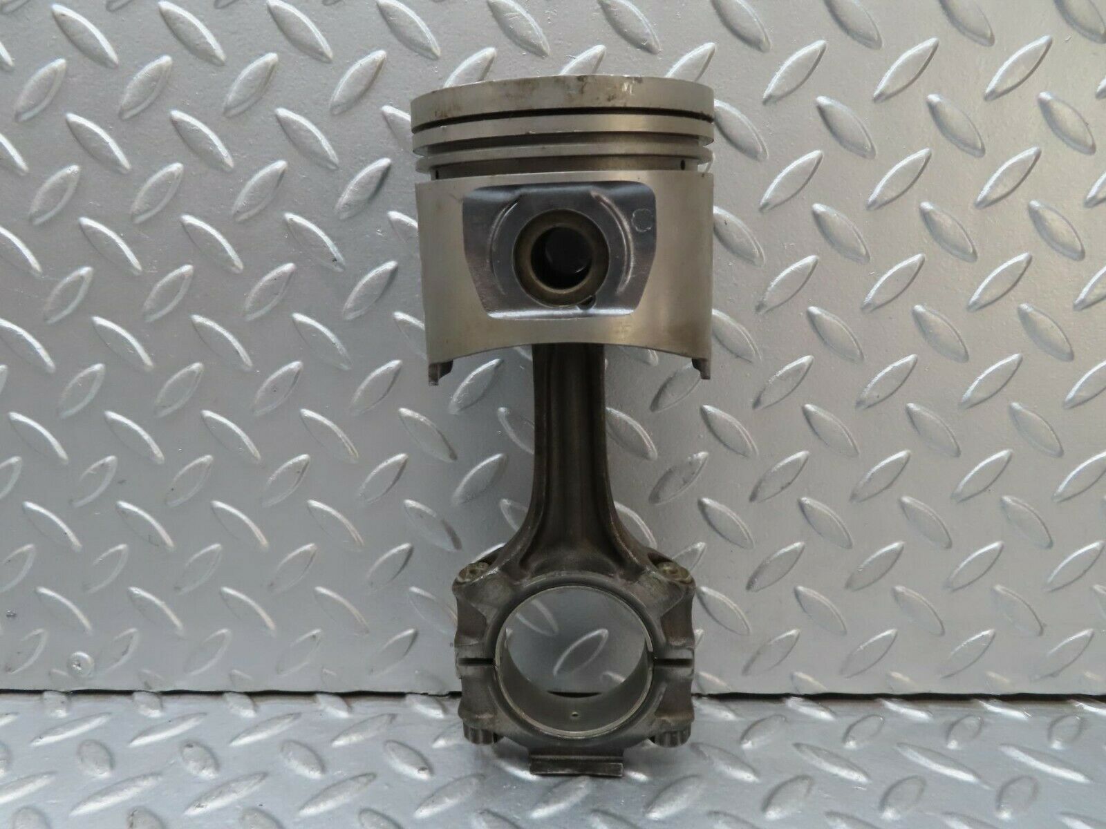 16570 Mercedes-Benz C107 350SLC Coupe Piston With Connecting Rod 92 mm