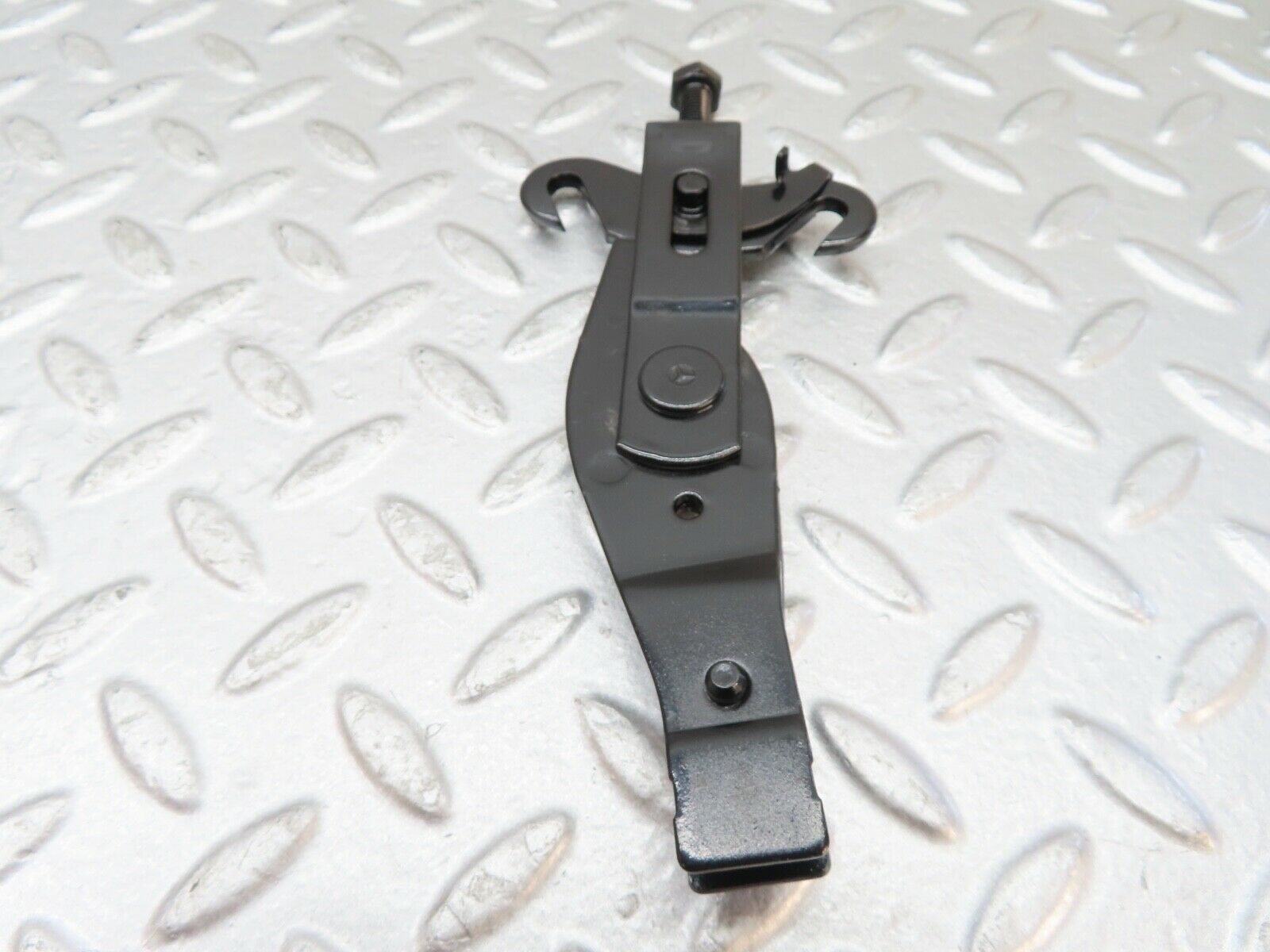 20042 Mercedes-Benz R129 300SL Coupe Handbrake Regulator