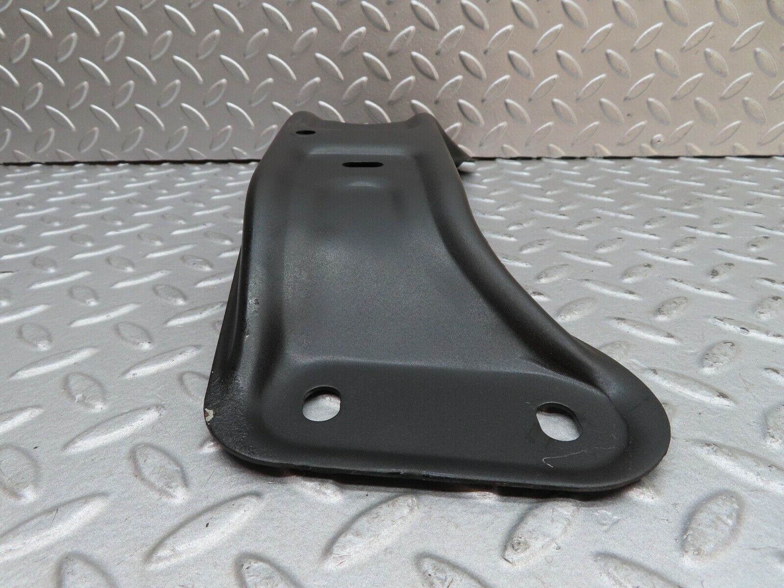 17428 Mercedes-Benz R129 300SL Coupe Gearbox Mount Bracket