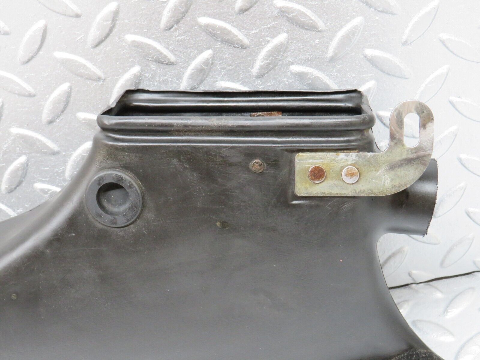 35820 Mercedes-Benz W108 Dashboard Air Vent Duct Left