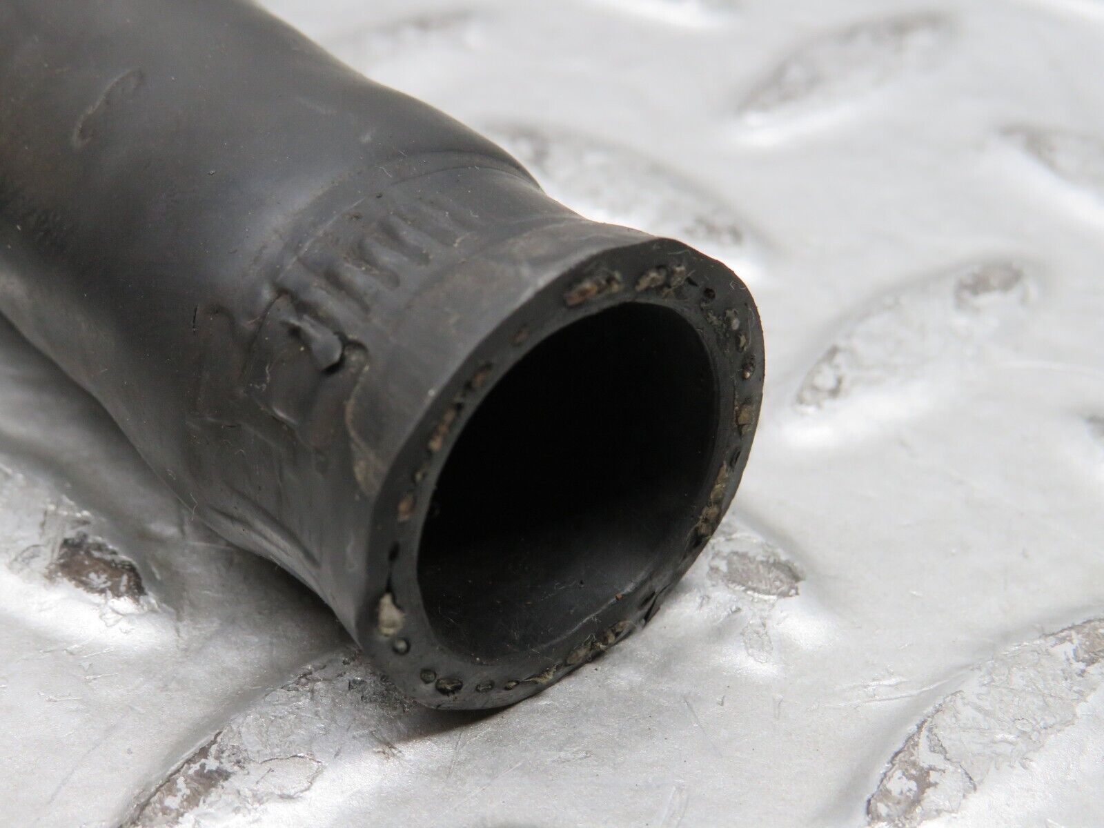 28517 Mercedes-Benz S123 240D Wagon Cooling Heater Hose Pipe 1238328094