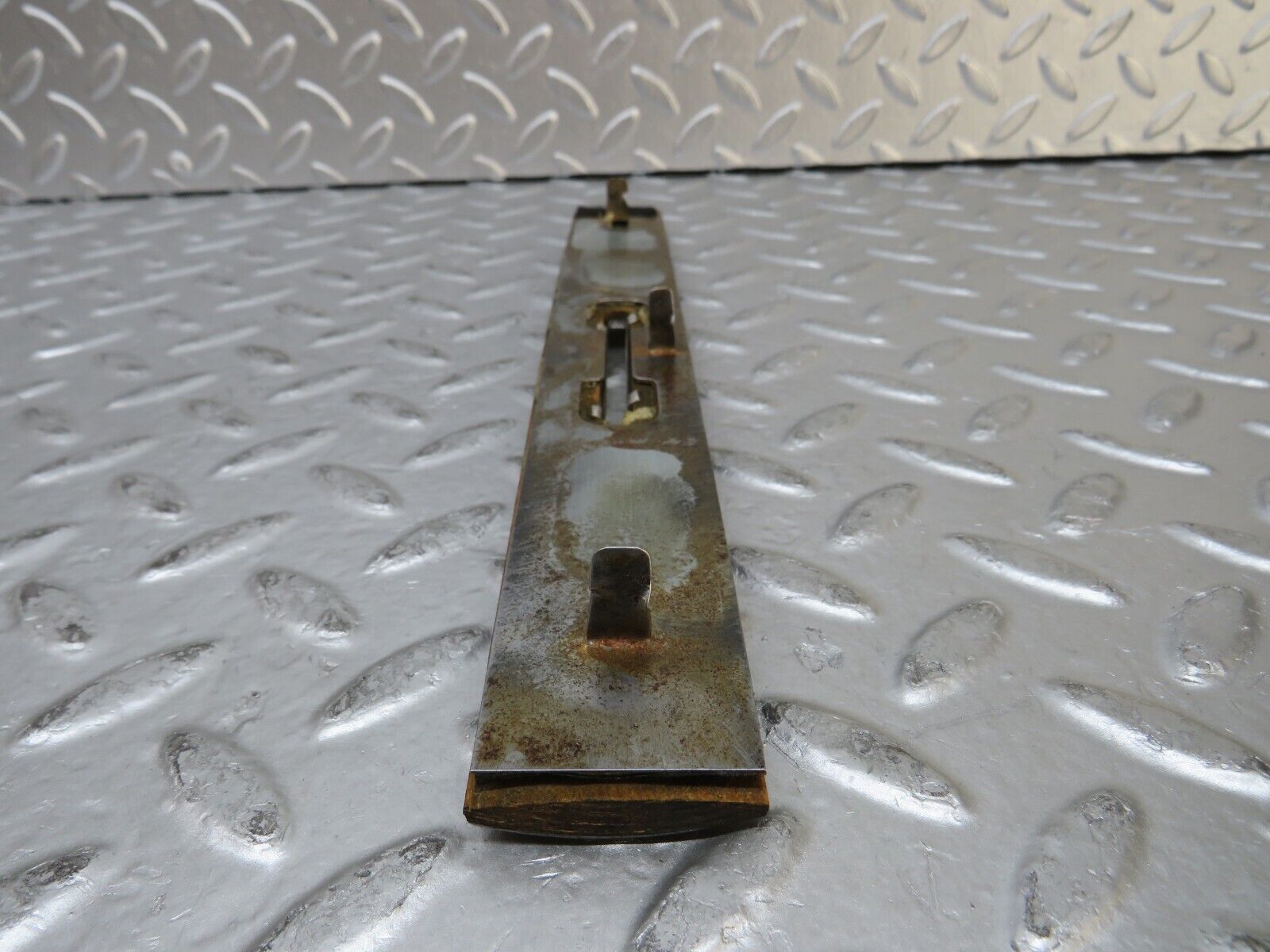 26897 Mercedes-Benz W123 240D Dashboard Wood Trim