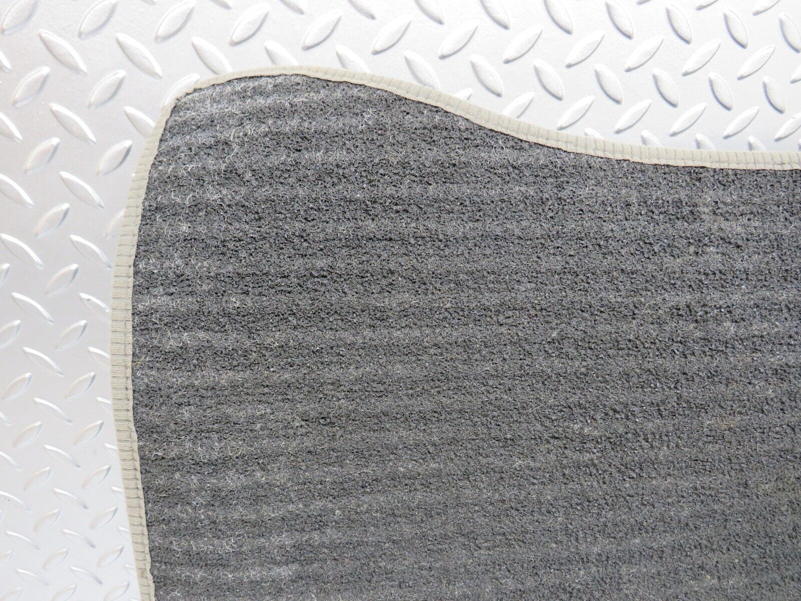 32333 Mercedes-Benz S124 300TE Wagon Front Left Passenger Carpet Mat Grey