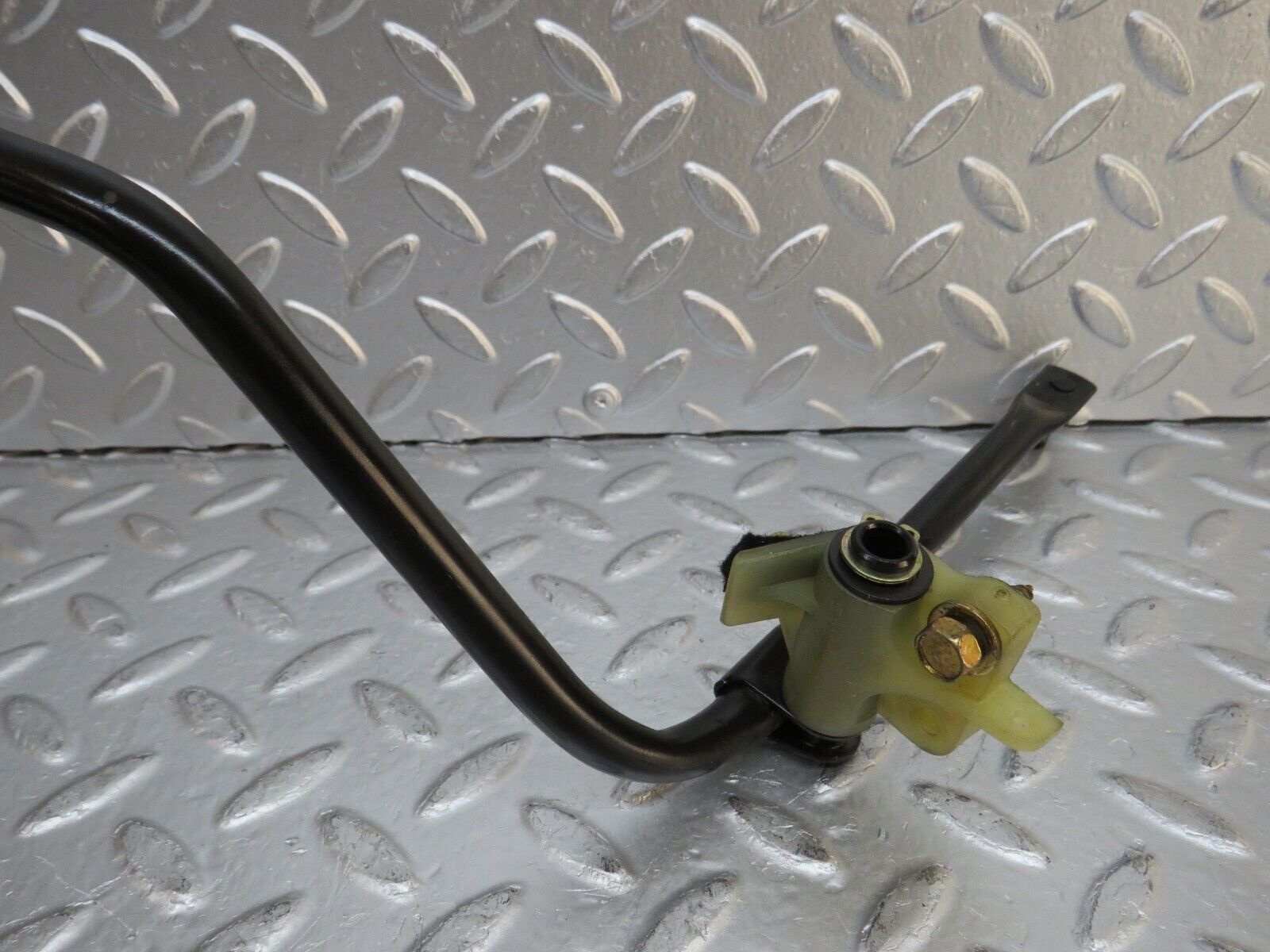 29333 Mercedes-Benz W124 230E Accelerator Pedal With Rubber 1233010082