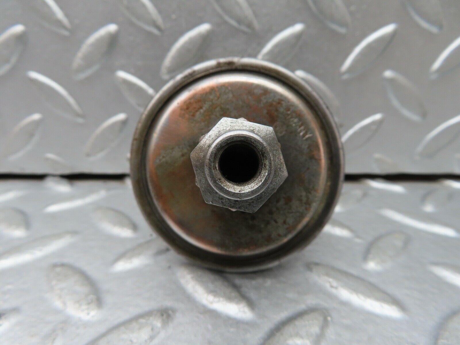 18901 Mercedes-Benz W121 190b Ponton Ignition Distributor Vacuum Control Valve