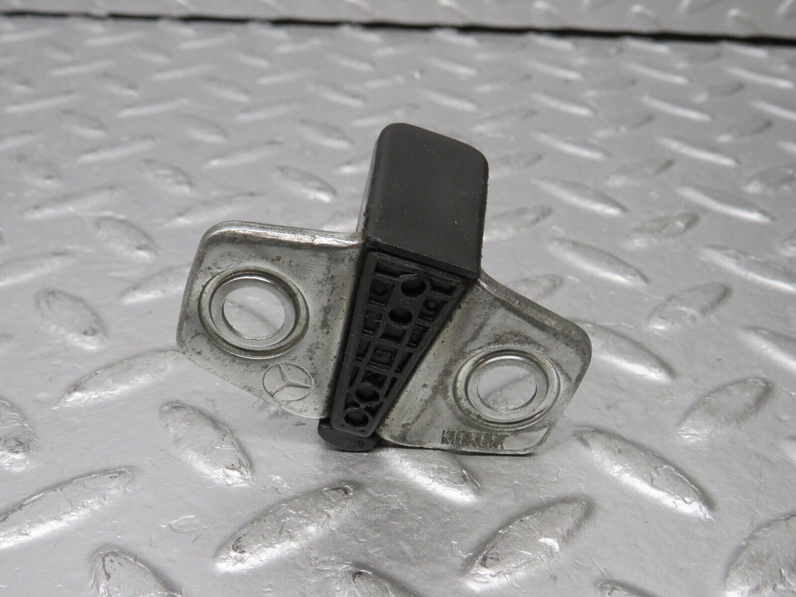 38421 Mercedes-Benz R129 280SL Coupe Door Lock Latch