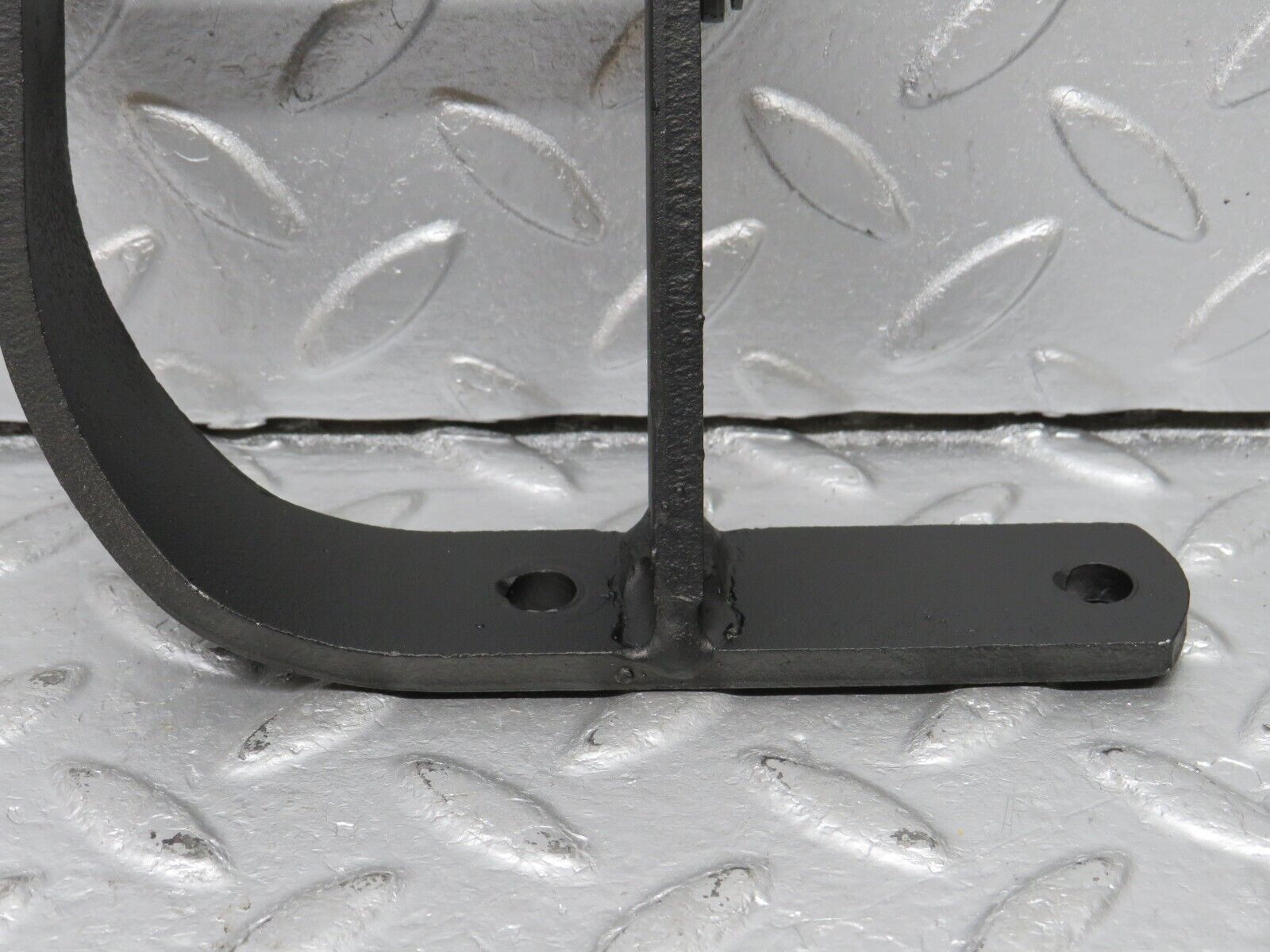 40442 Mercedes-Benz W110 230 Mount Support Bracket