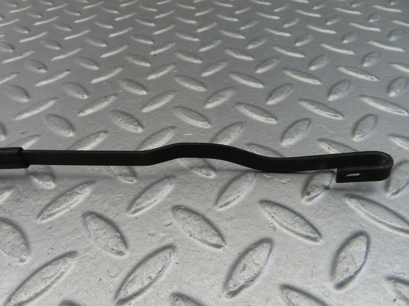 10000 Mercedes-Benz C123 230CE Coupe Wiper Arm Bosch Left 3399990553