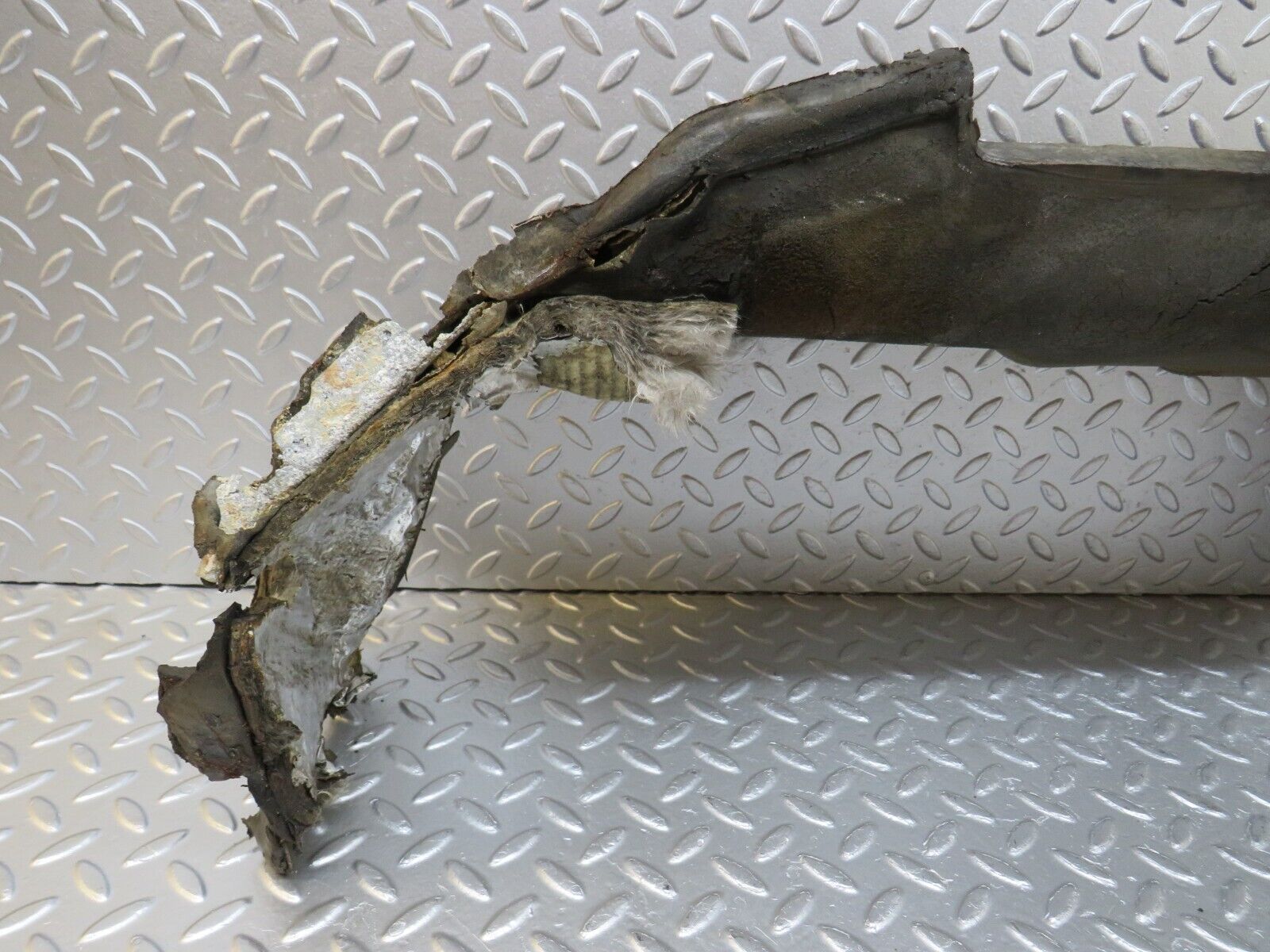 34292 Mercedes-Benz C126 380SEC Coupe Firewall Heat Shield