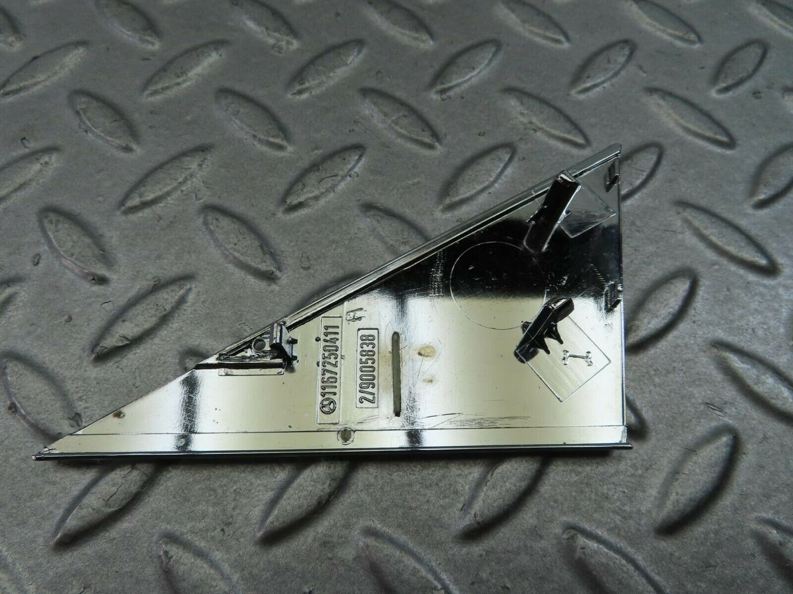 8156 Mercedes-Benz W116 Mirror Chrome Cover Right 1167250411