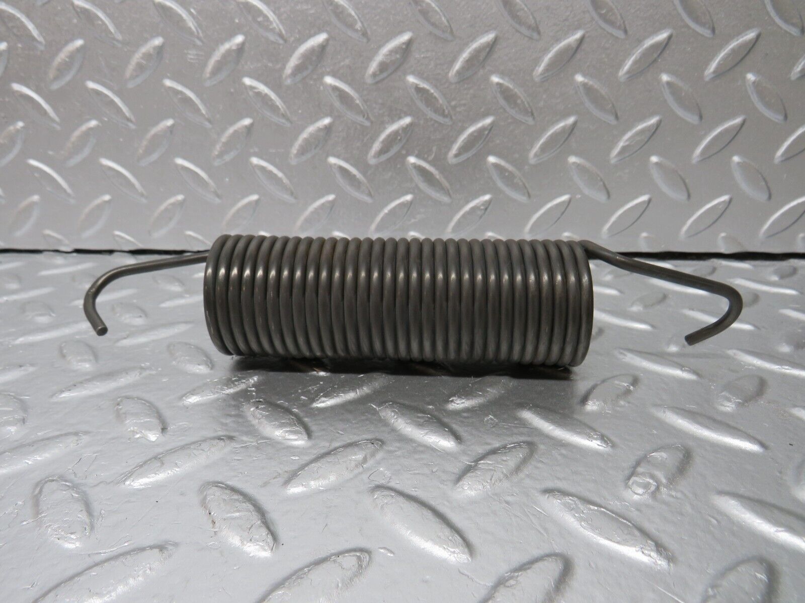 34028 Mercedes-Benz W124 260E Trunk Lid Hinge Spring