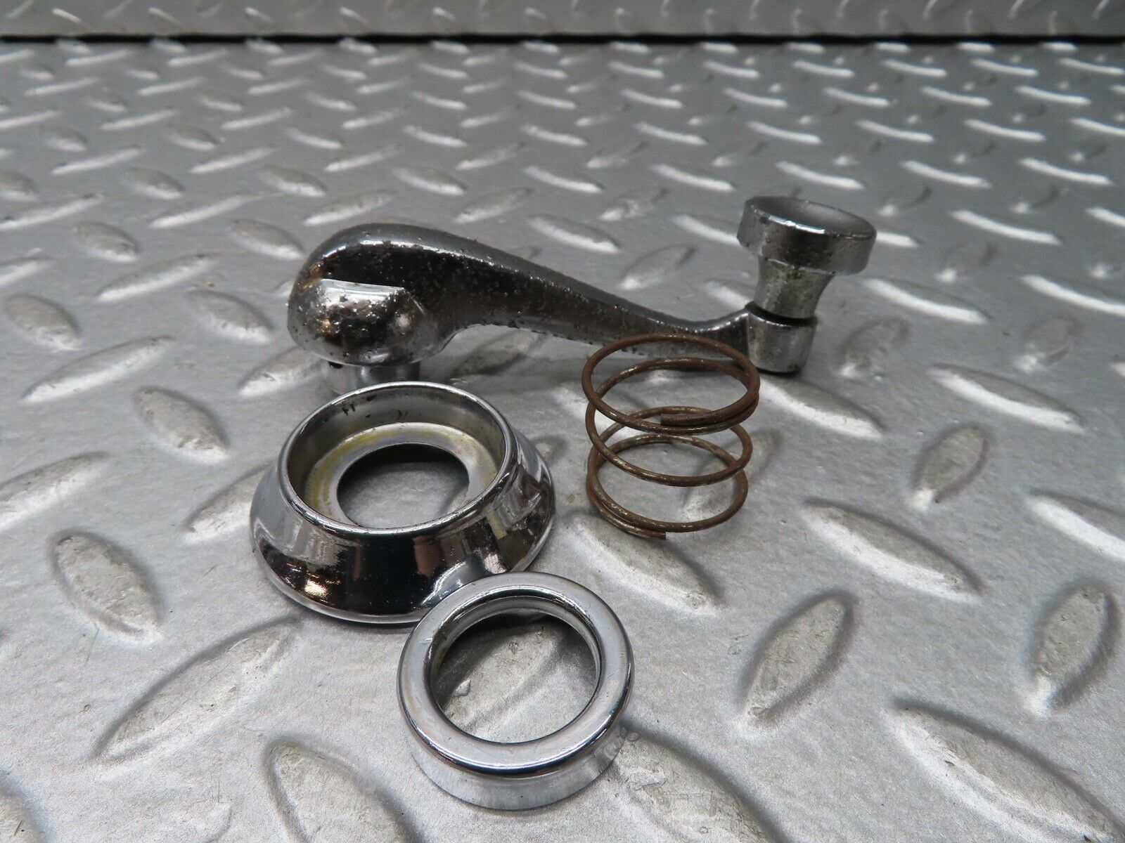 19010 Mercedes-Benz W120 W121 Ponton Window Lifter Crank Handle Chrome