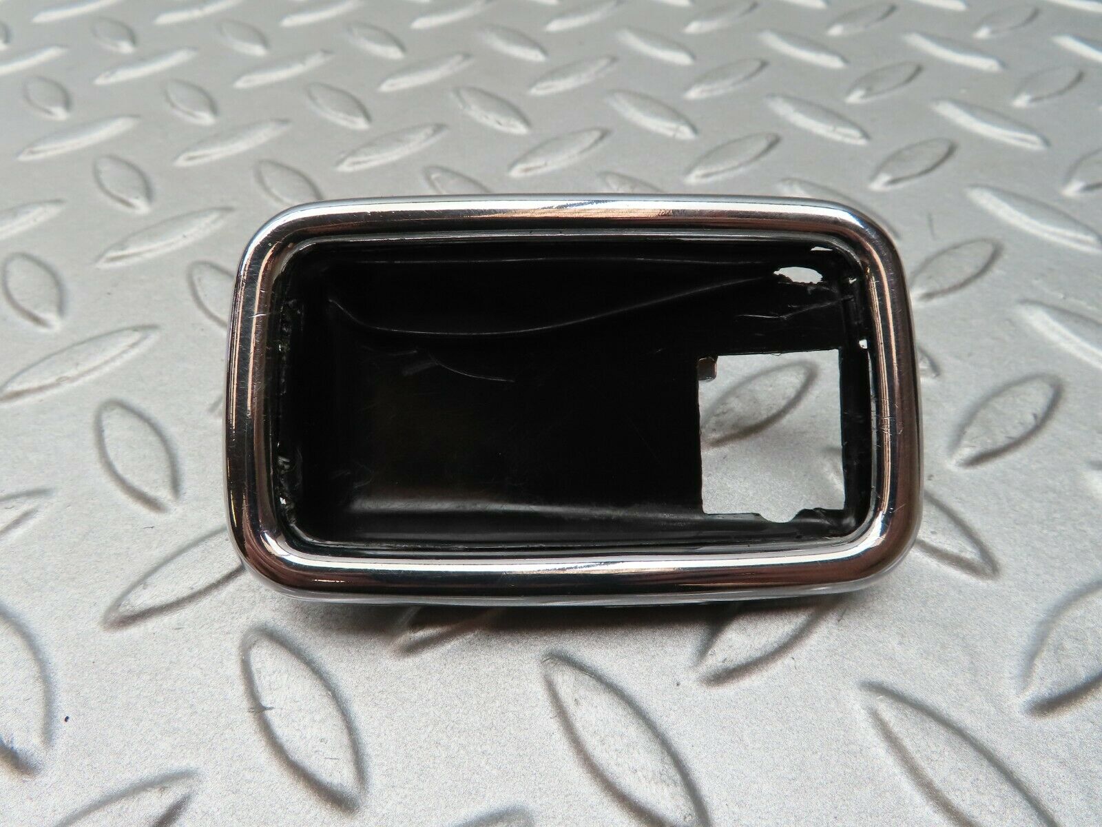 4731 Mercedes-Benz W114 280CE Coupe Chrome Frame For Door Handle 1087660611