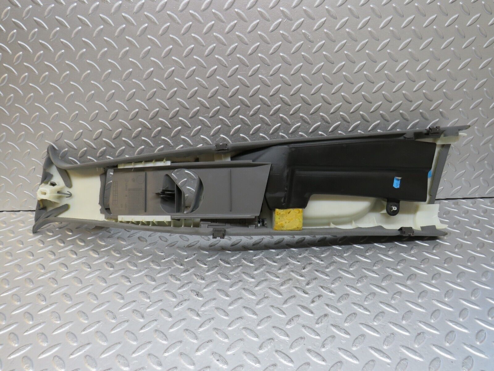 35120 Mercedes-Benz W221 B Pillar Cover Grey Right Side 2216900435