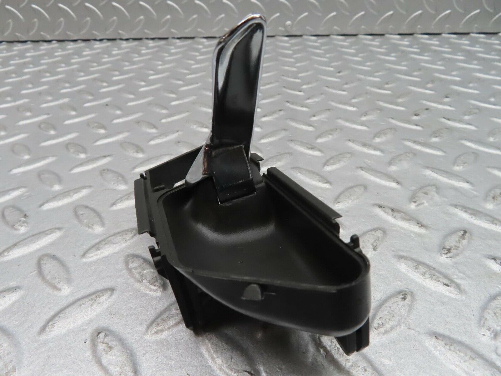 16248 Mercedes-Benz W124 260E Interior Door Handle Right Side 1247600261