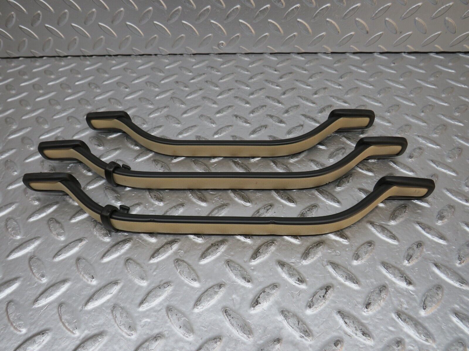 0470 Mercedes-Benz W123 230E Interior Roof Grab Handle Set