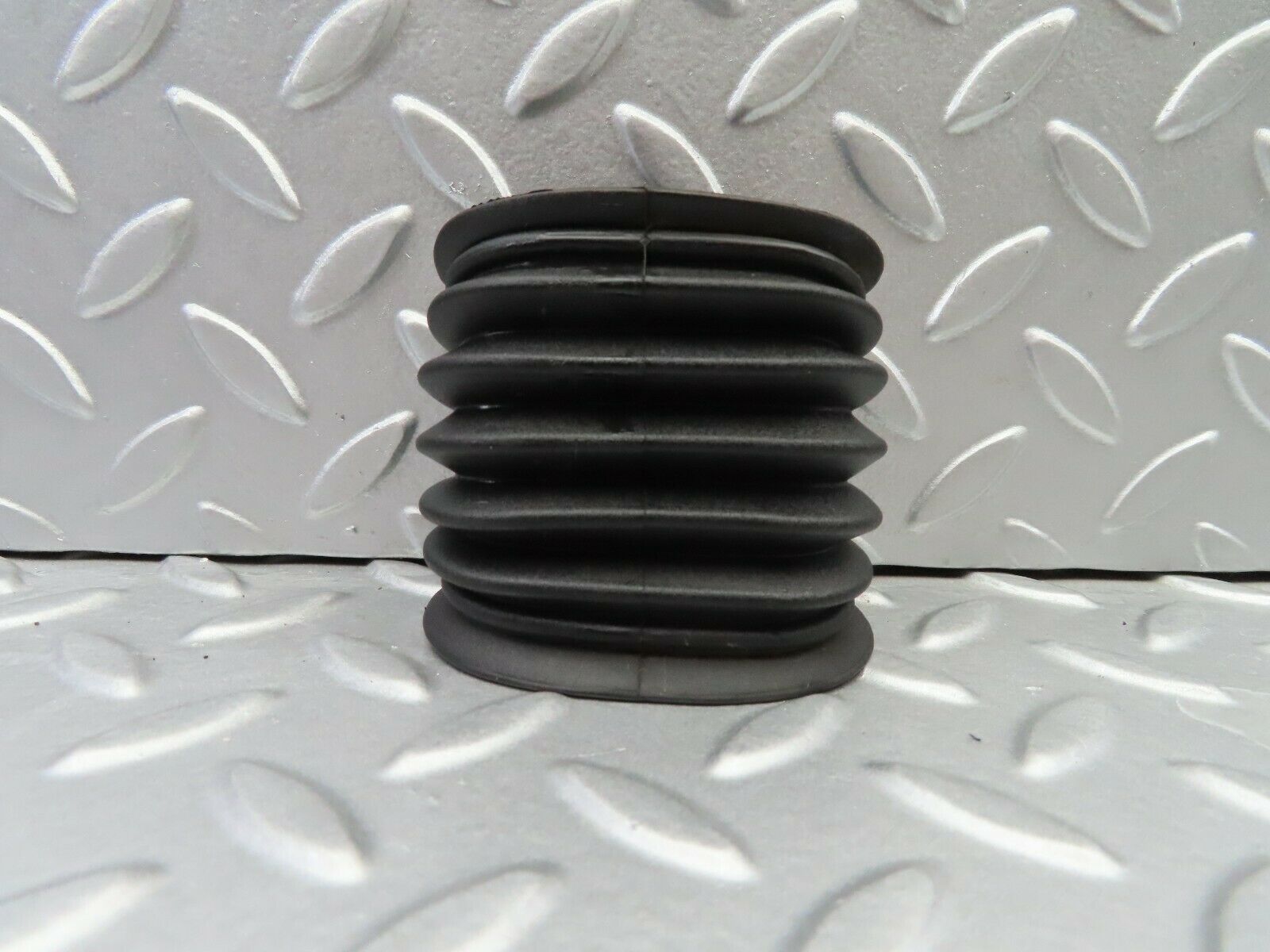 6544 Mercedes-Benz S124 E220 Wagon Rear Door Wire Protector Rubber 1248210597