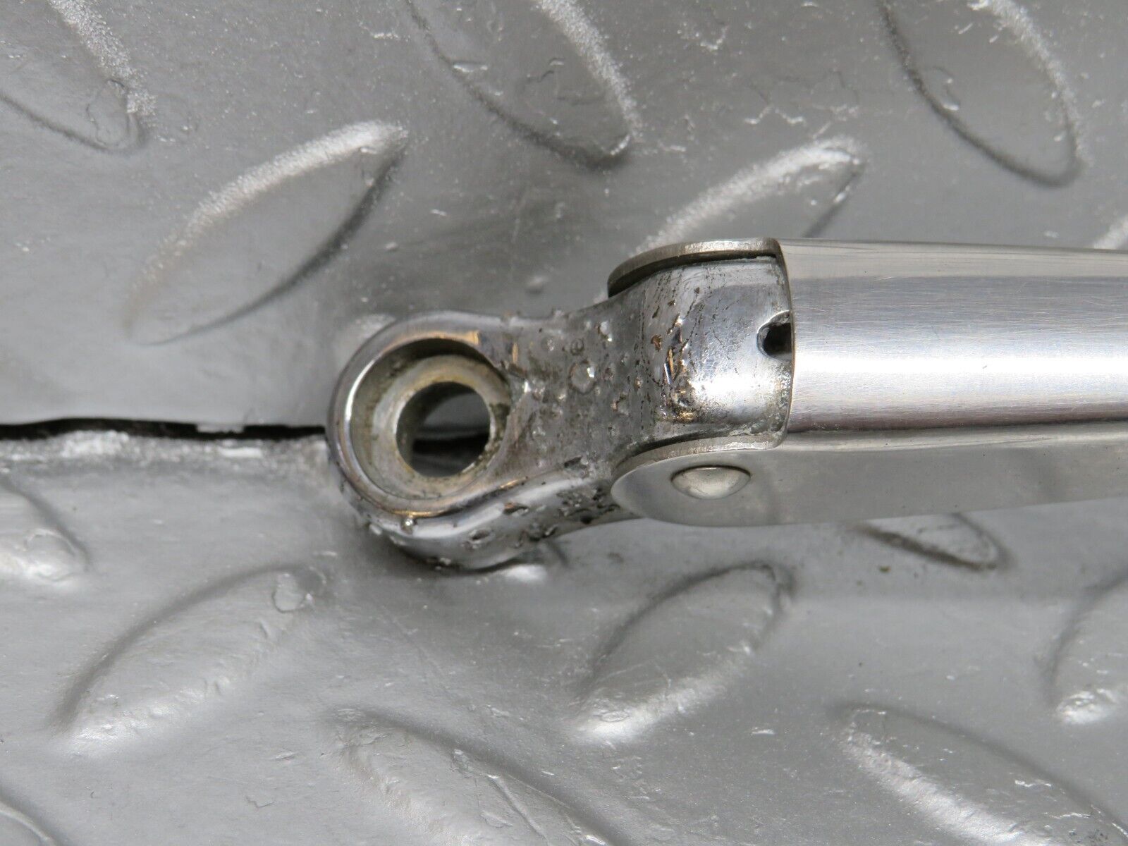 40373 Mercedes-Benz W110 230 Windscreen Wiper Arm Left Side