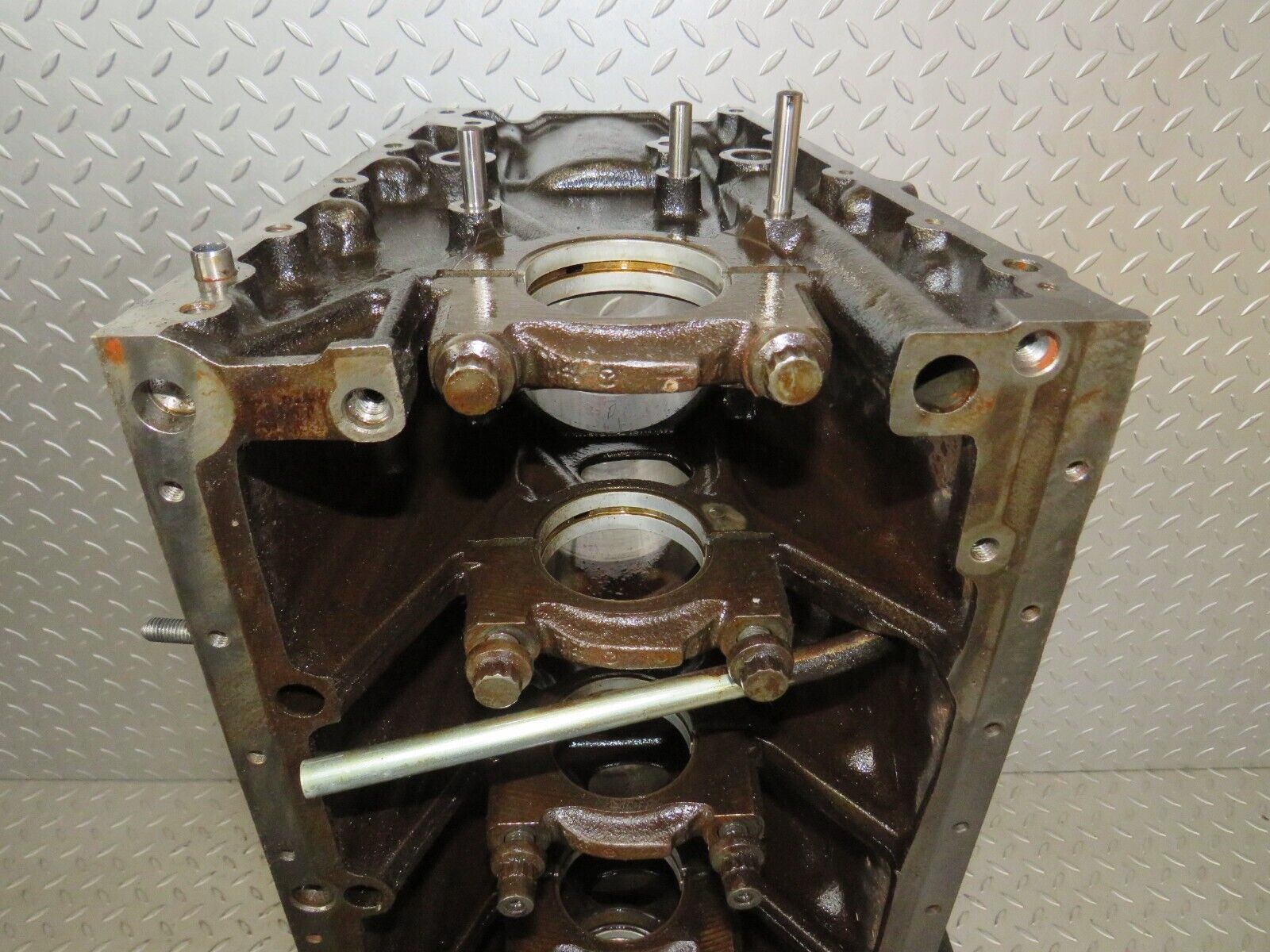 32725 Mercedes-Benz S124 300TE Wagon Engine Block M103.981 1030110401