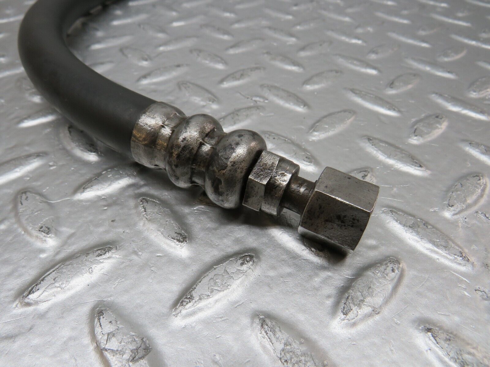 34177 Mercedes-Benz W124 260E Oil Hose Pipe