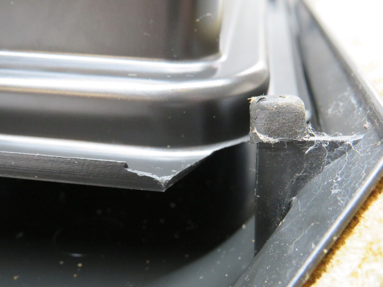 34389 Mercedes-Benz C126 380SEC Rear Left Parcel Shelf Storage 1268430107