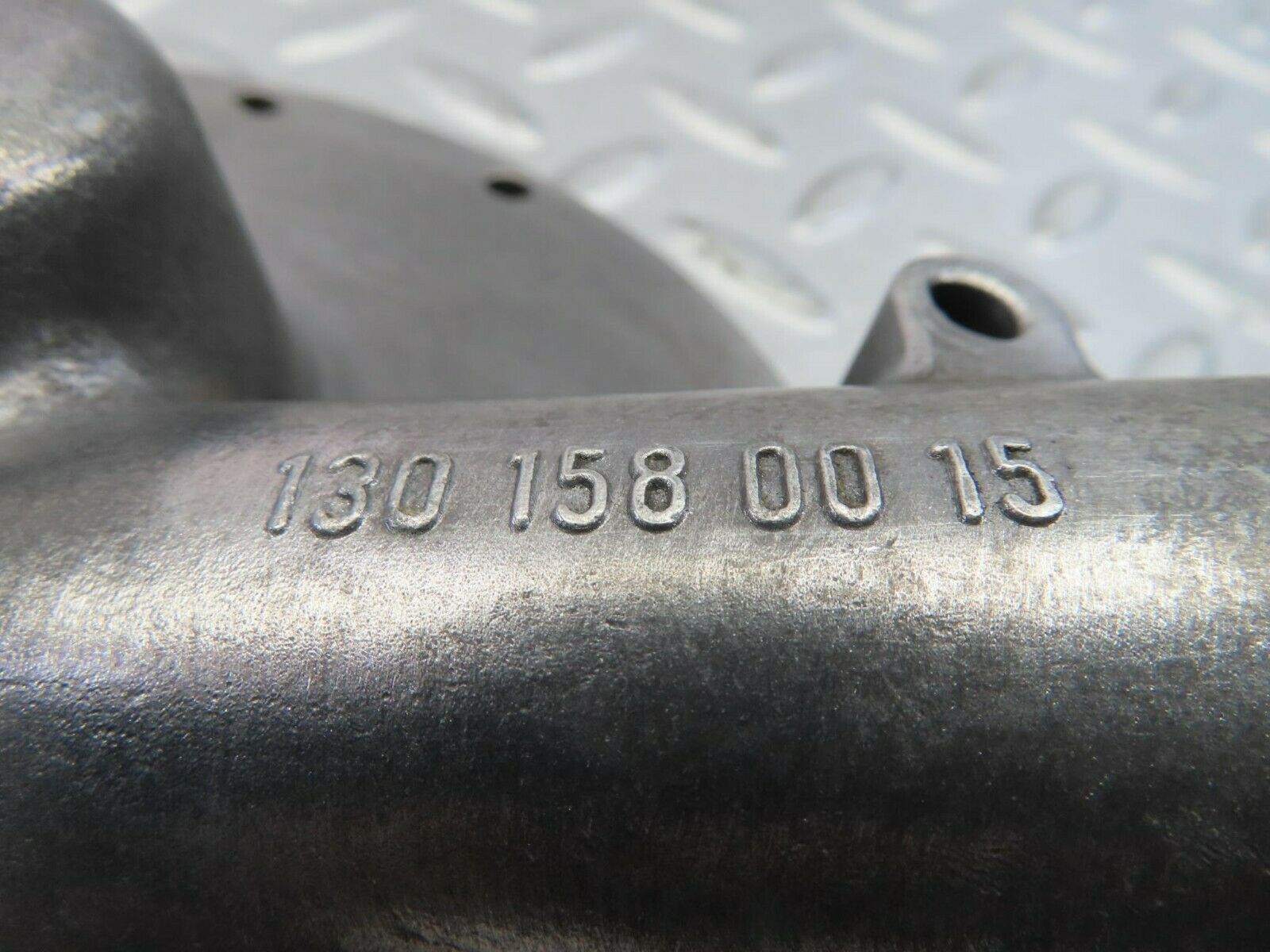 9104 Mercedes-Benz W108 Distributor Housing 1301580015