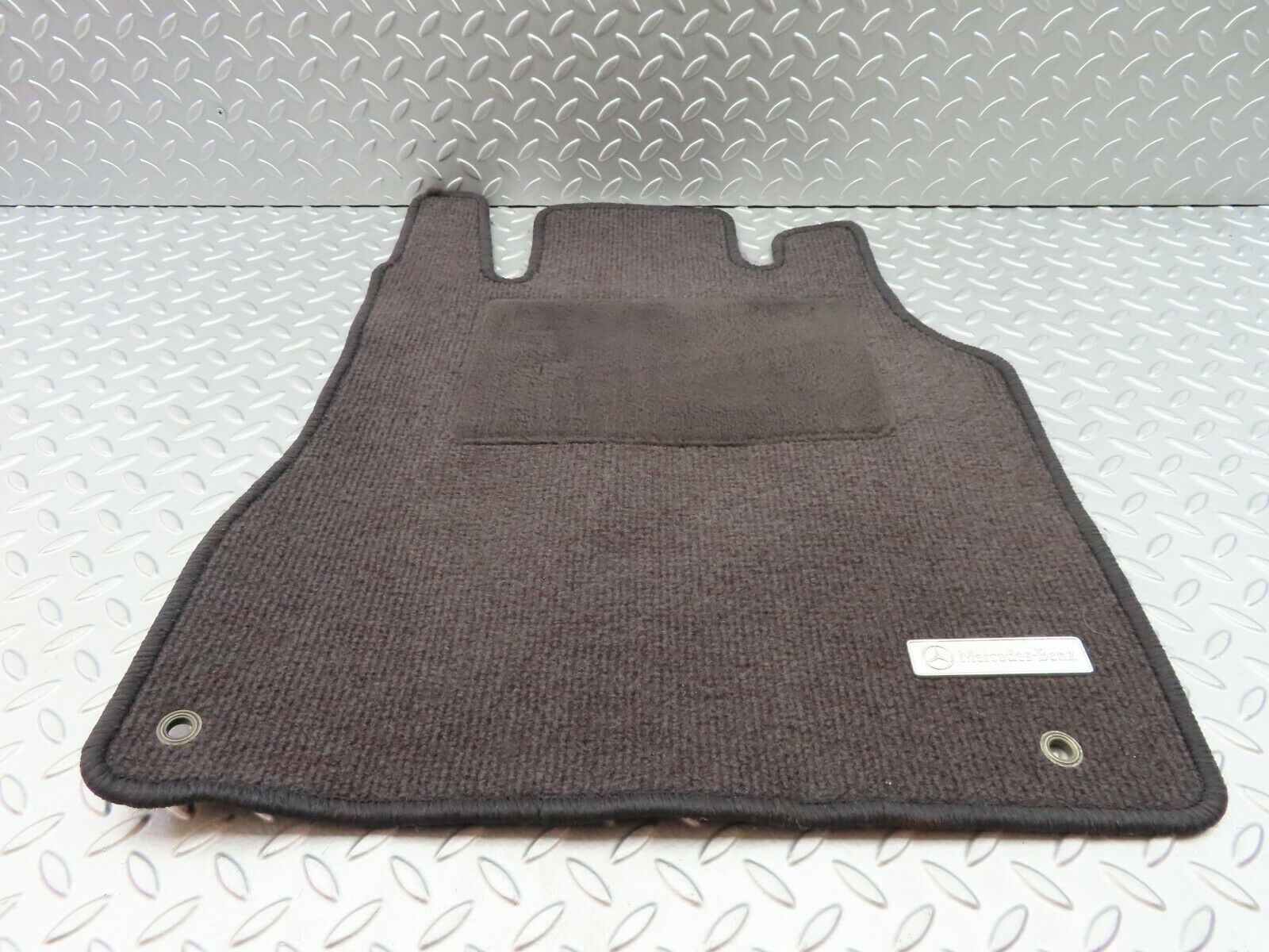6655 Mercedes-Benz S124 E220 Wagon Front Right Driver Side Floor Carpet