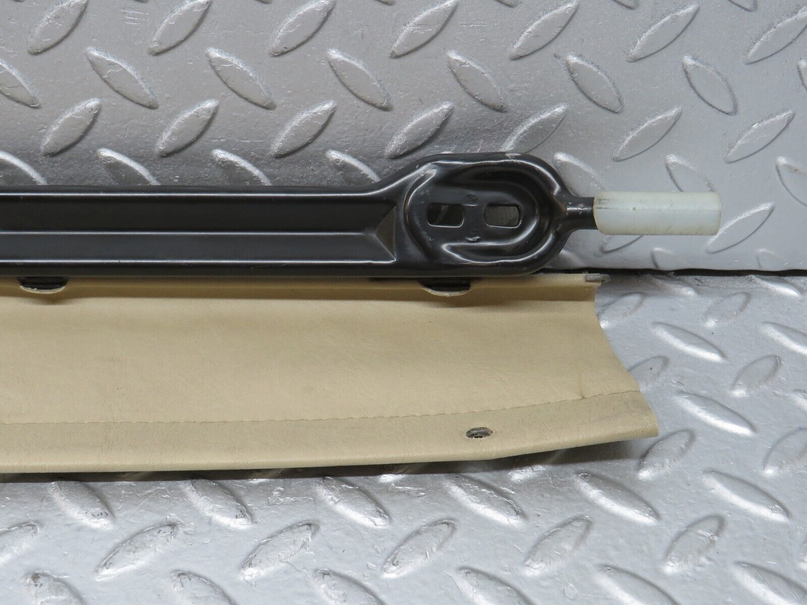 36839 Mercedes-Benz R129 300SL-24 Front Left Seat Under Cover Beige Leather