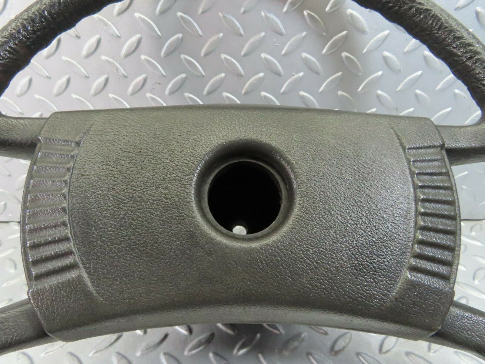 8170 Mercedes-Benz W126 Steering Wheel 1164640017