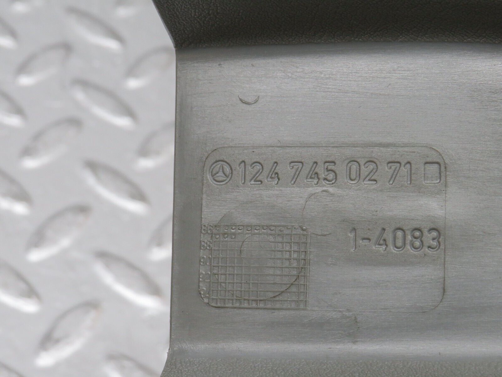 32504 Mercedes-Benz S124 300TE Inner Tailgate Cover Trim Pair Grey 1247450271