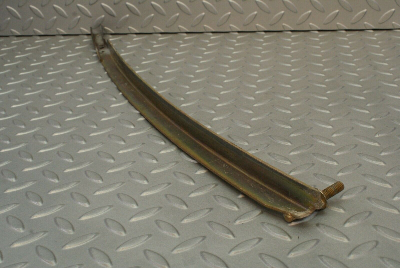 3039 Mercedes-Benz C123 280CE Coupe Front Left Window Guide Rail