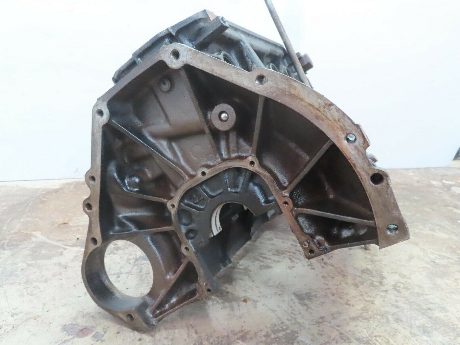 10186 Mercedes-Benz C123 230CE Coupe Engine Block 1020110301 M102.980