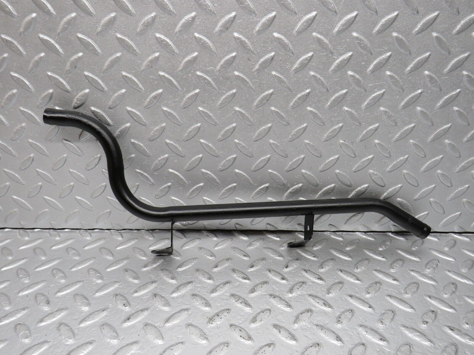 40548 Mercedes-Benz W123 300D Coolant Pipe