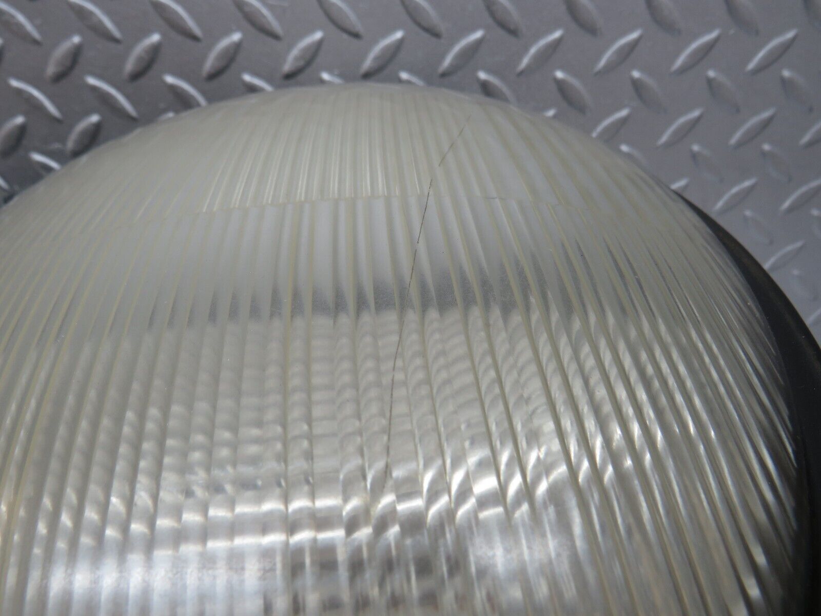 34848 Mercedes-Benz W210 320E Headlight Hella Right Side 15060800 2088000175