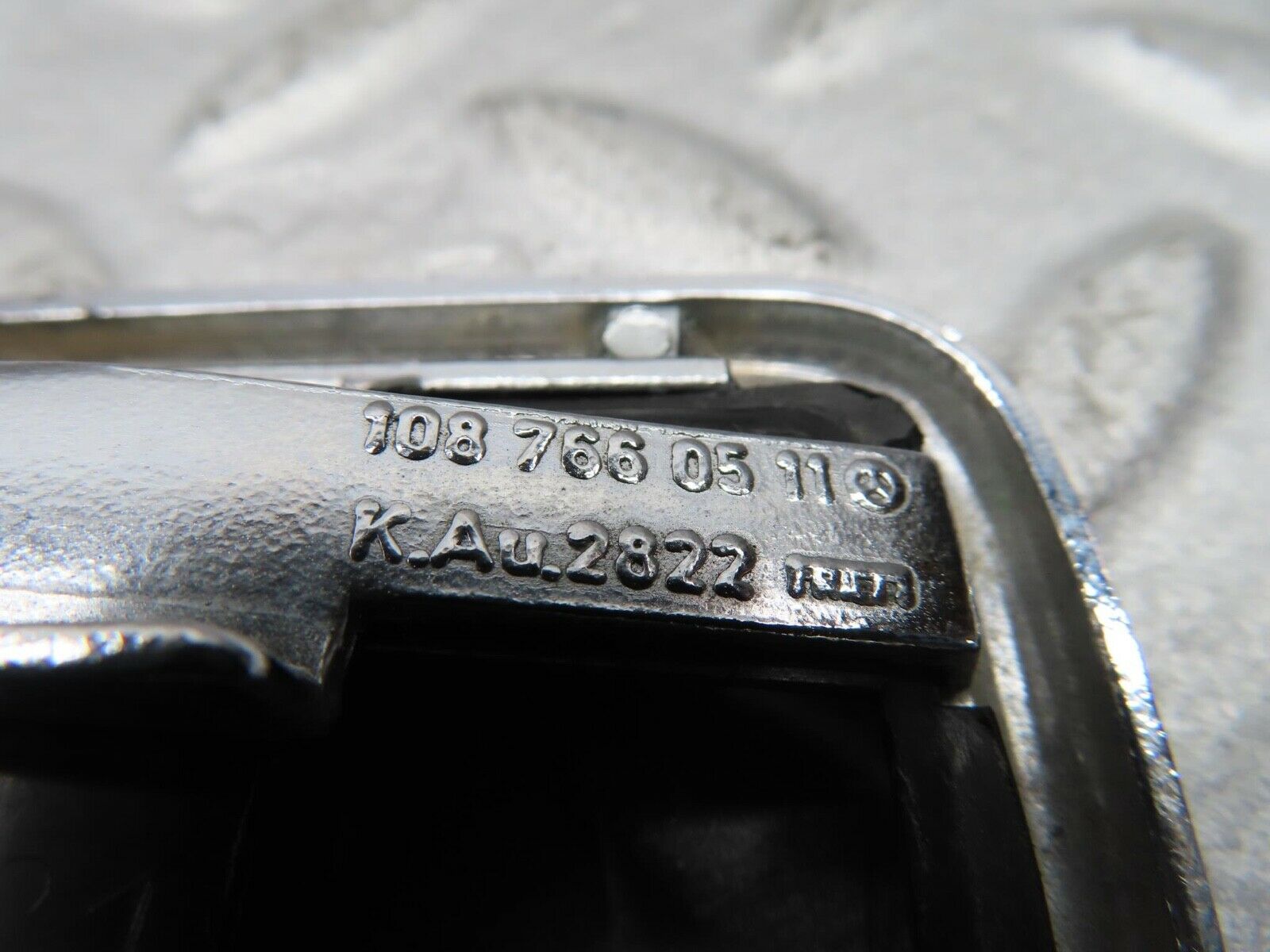 12265 Mercedes-Benz W108 280SE 3.5 Chrome Frame For Door Handle Left 1087660511