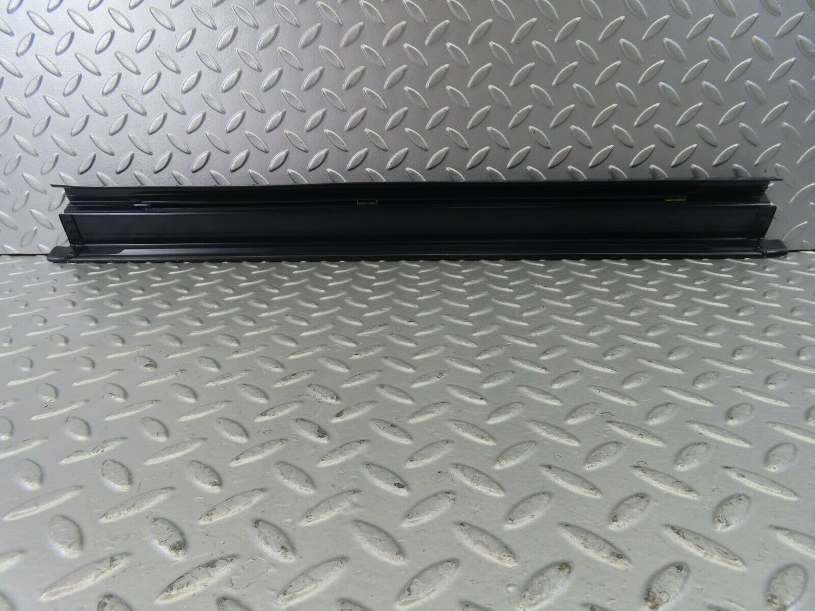 10345 Mercedes-Benz W201 190E Front Right Door Sill Blue
